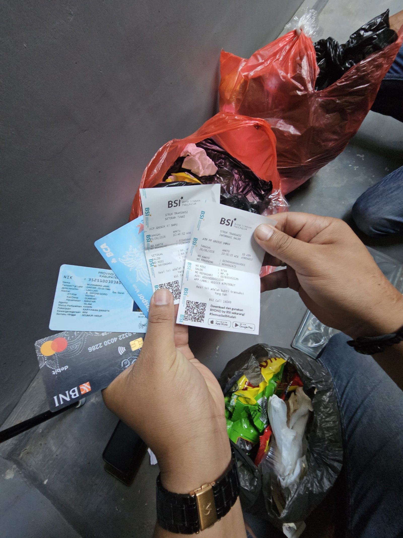 Polres Gresik Tangkap Pelaku Pencurian Dompet, ATM Korban Dipakai Tarik Tunai Rp30,65 Juta