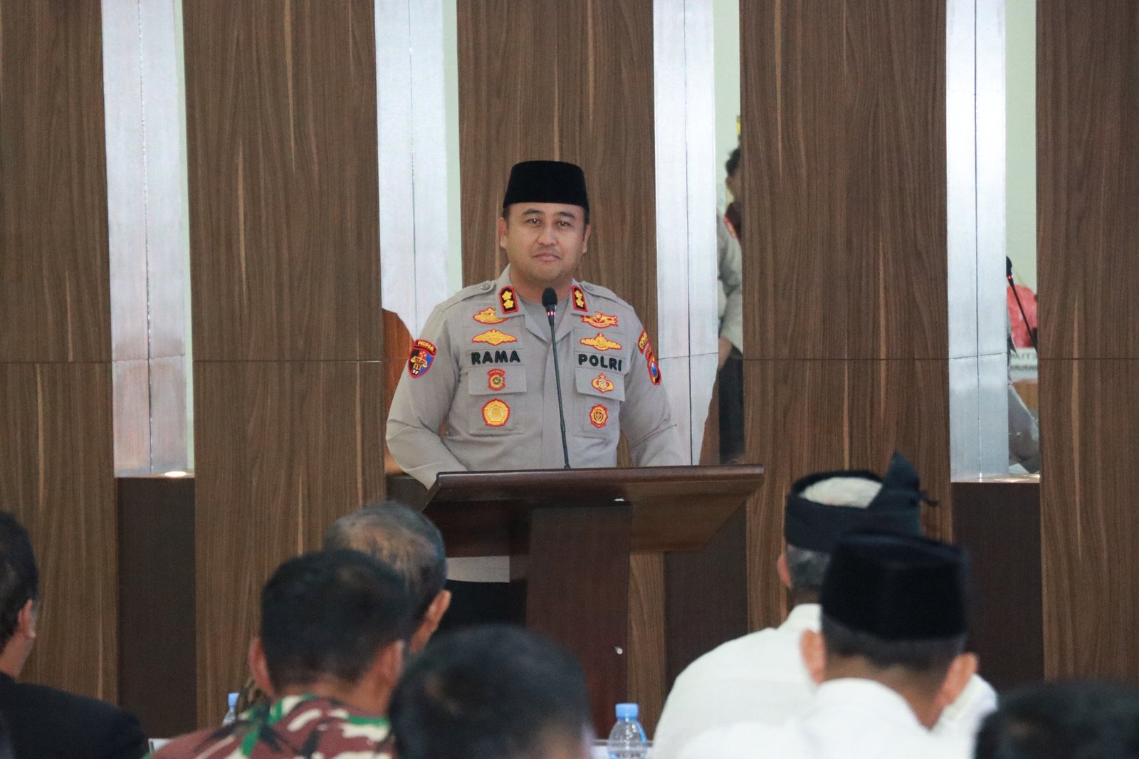 Polres Gresik Gelar Doa Bersama Lintas Agama Sambut Hari Bhayangkara ke-80, Perkuat Sinergitas dan Kerukunan